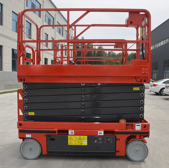 四平自行走升降机